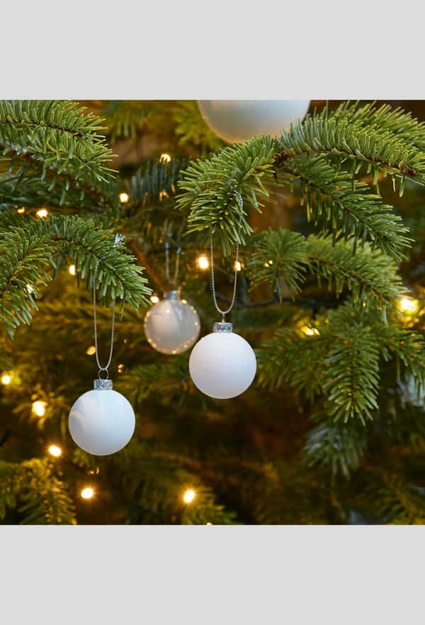 last-odd-image de 9 boules de Noël